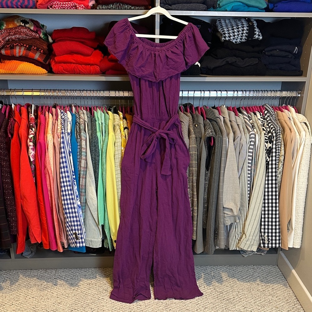 Mod Melrose magenta sleeveless 2 pocket belted gauzy jumpsuit size S
